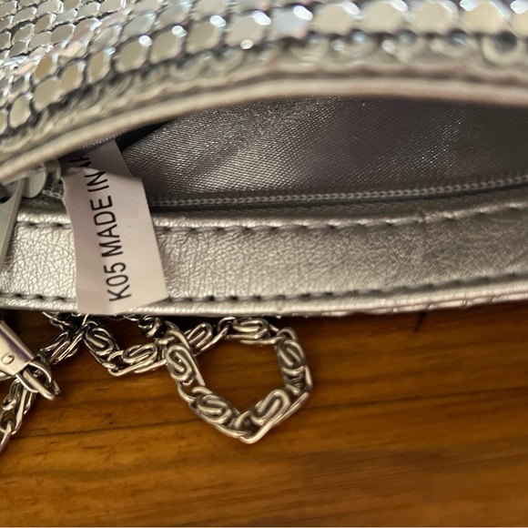 💝 Last Call - Vintage Silver Mesh Metal Evening Bag - Picture 12 of 12
